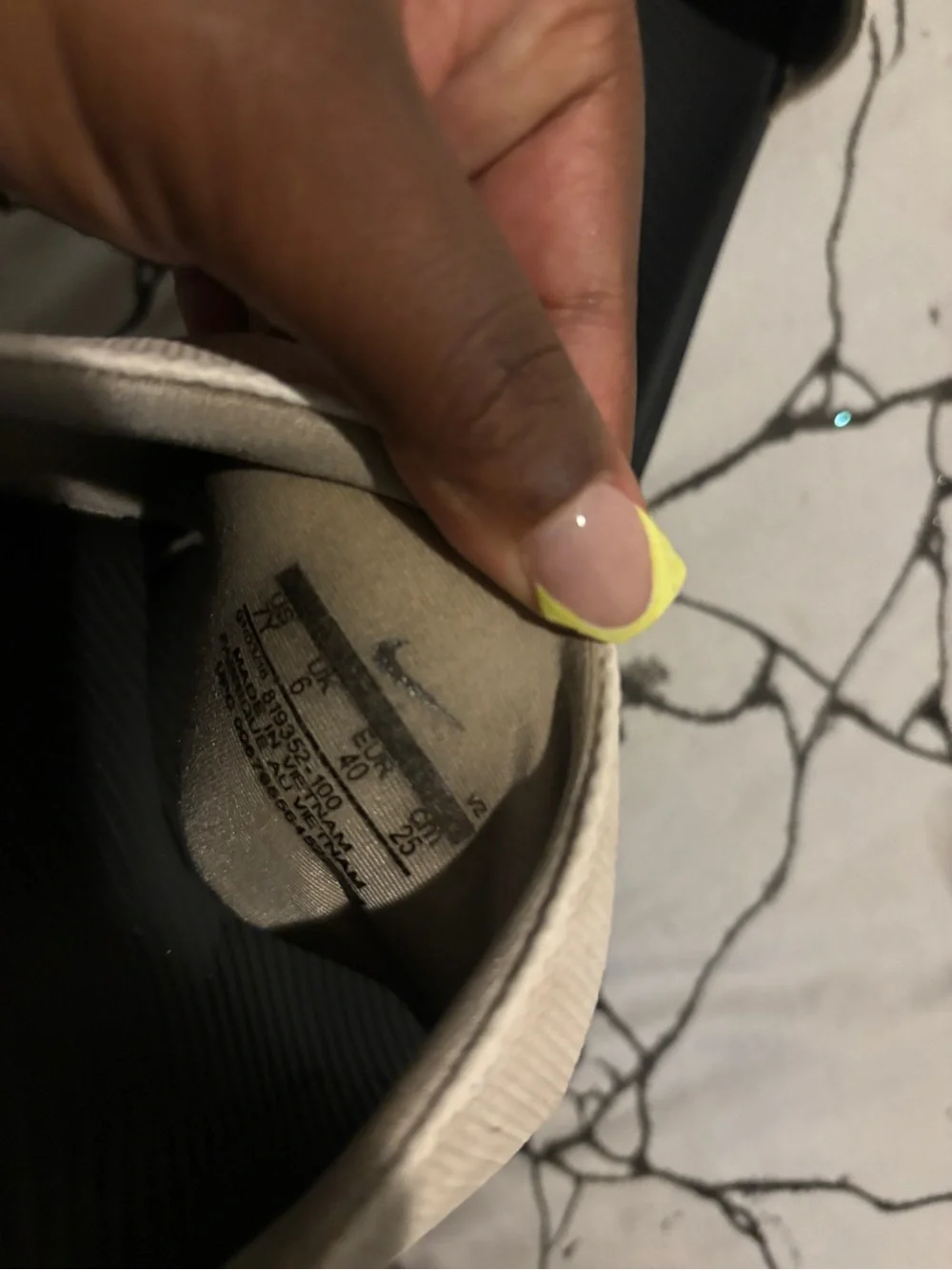 Nike Black and Cream Men’s Slide Sandals